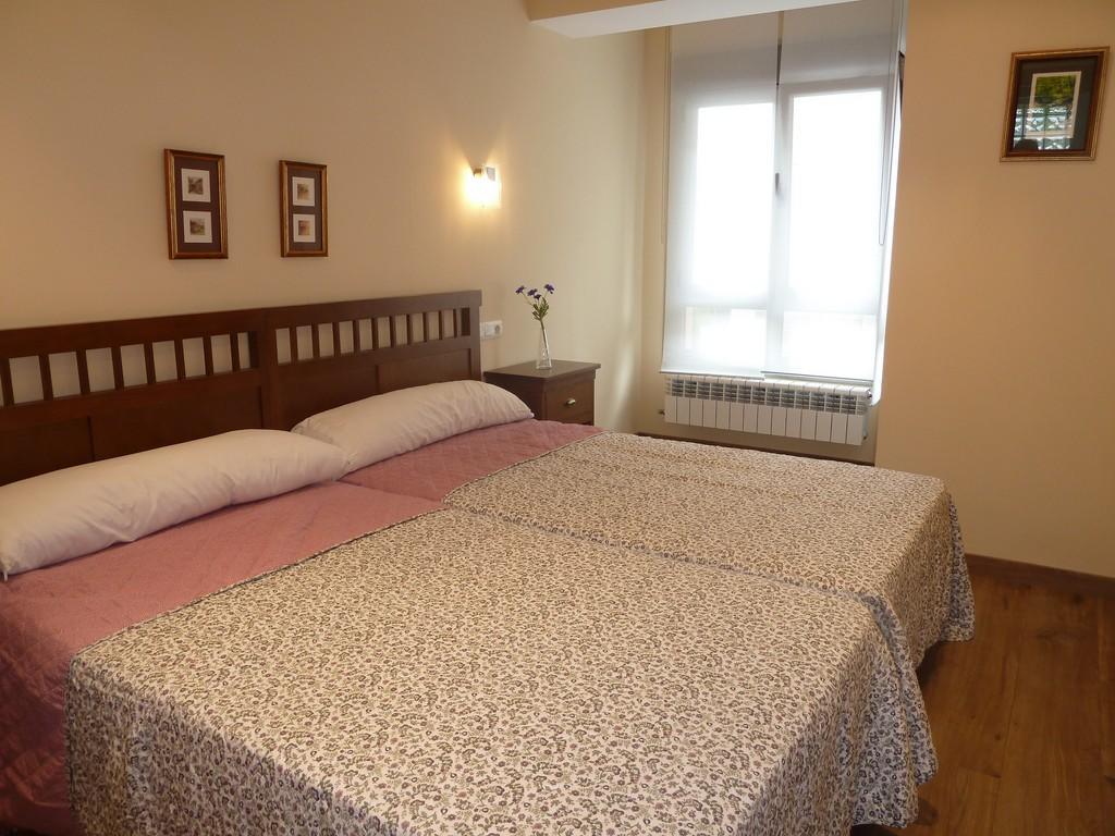 Apartamentos Arcos Del Esva Luarca Exterior photo